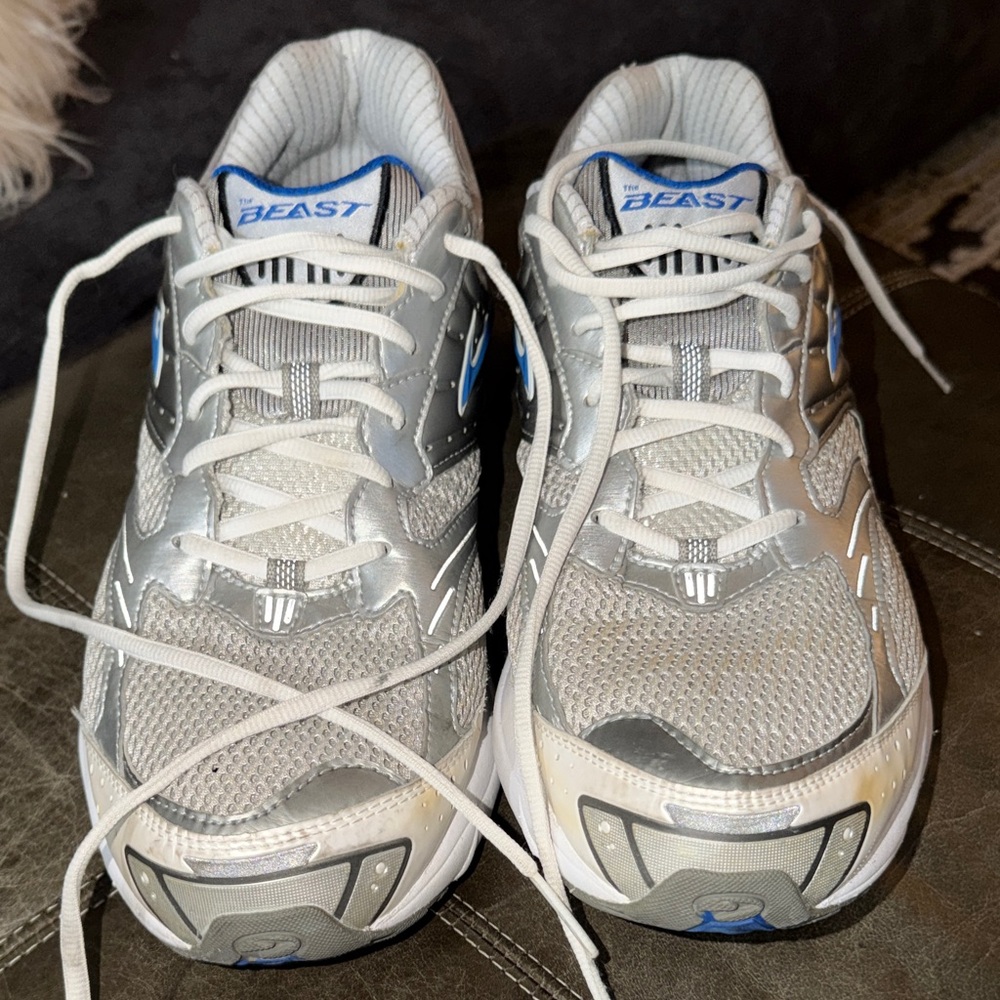 Brooks Silver White Blue Beast Men's Running Sneakers